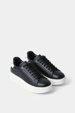 Sneakers^Gaëlle Sneakers addict in action leather con rubber patch • - Paris Nero-bianco
